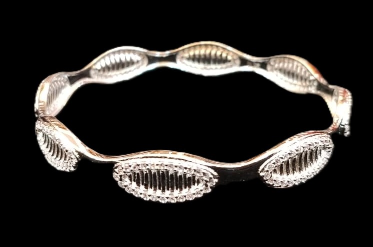 Shimmering Ellipse Waves