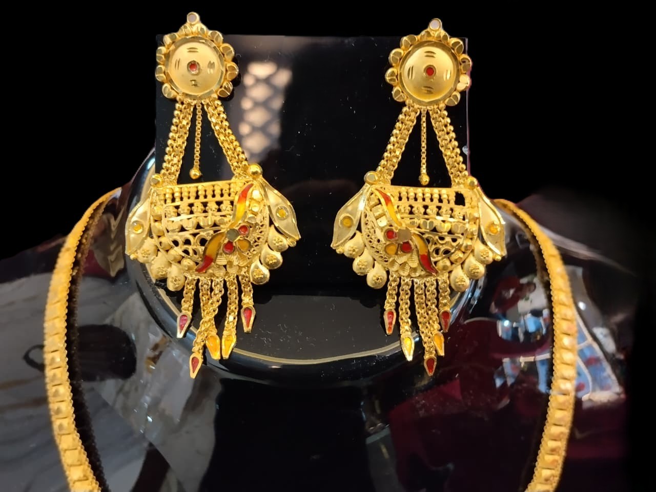 The Antique "Fan" Pendant Set